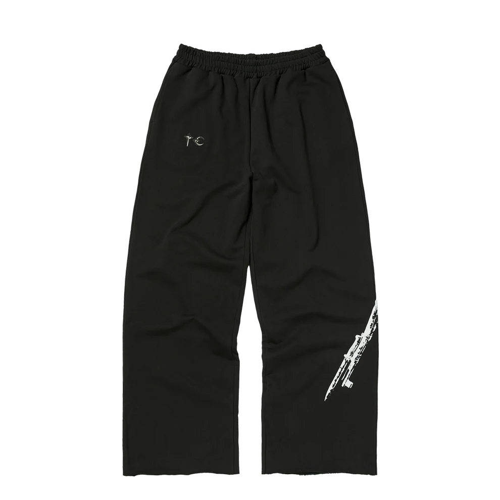Street style look by PUBG EXCLUSIVE TC PAN SWEATPANTS - Thug Club - streetdrip.top